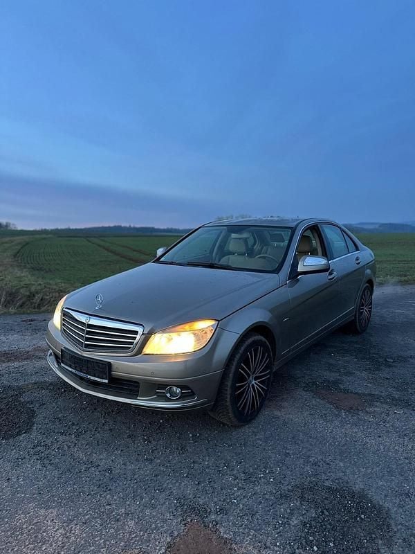 Usata Mercedes C280 231 CV (169 kW) 2009 Berlina