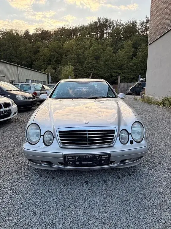 Gebraucht Mercedes CLK320 Avantgarde 218 PS (160 kW) 2000 Grau Coupé