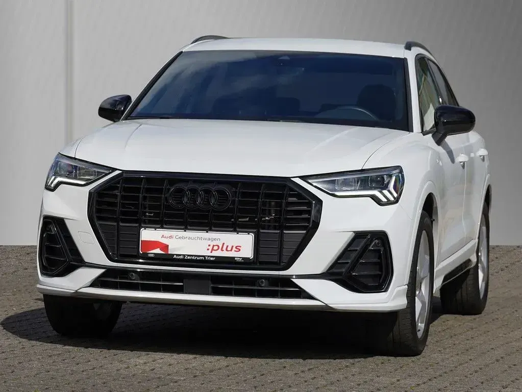 Gebraucht Audi Q3 S-Line 150 PS (110 kW) 2024 Gletscherweiß metallic SUV