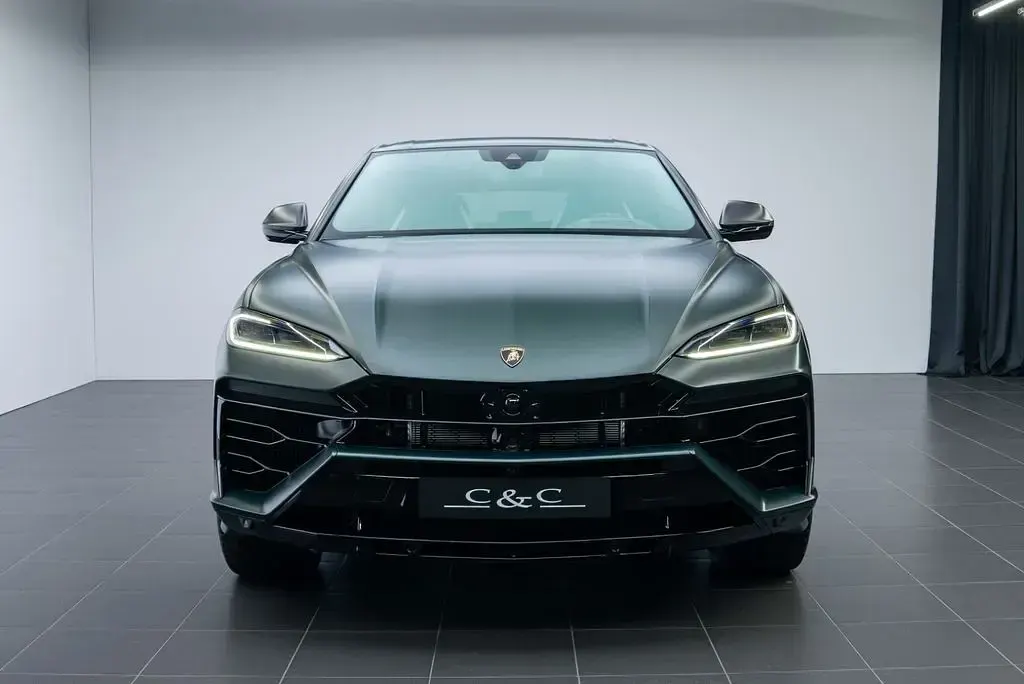 Neu Lamborghini Urus 799 PS (587 kW) 2026 Grün SUV