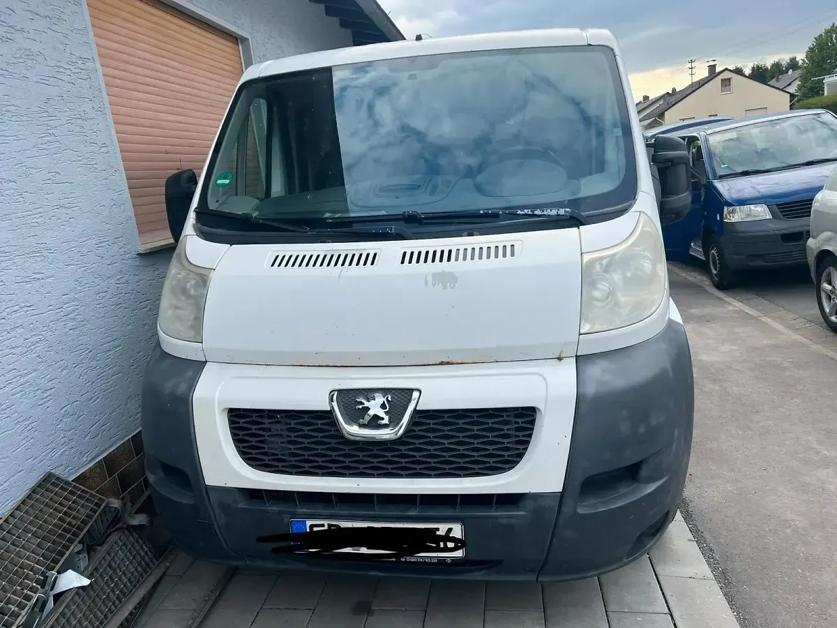 Gebraucht Peugeot Boxer 110 PS (80 kW) 2010 Weiß Van