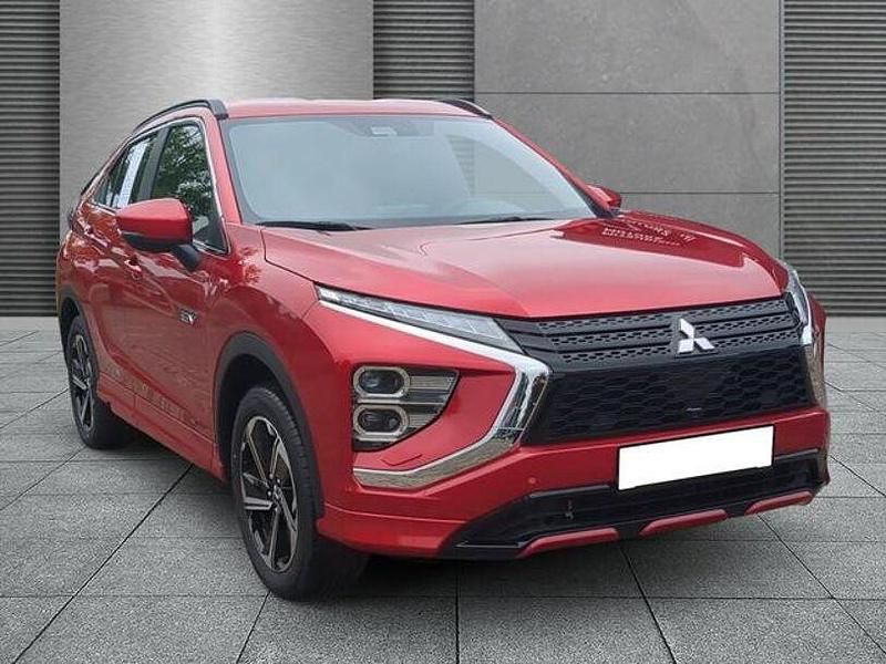 Rot Neu 2024 Mitsubishi Outlander P-HEV SUV | 33.435 € - Bild 1/1