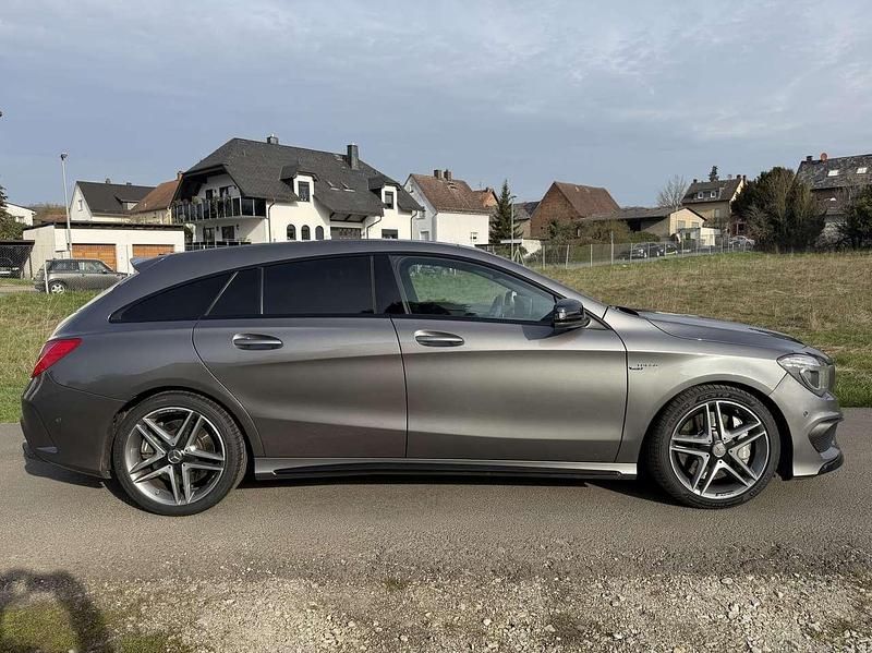 Gebraucht Mercedes CLA45 AMG AMG 381 PS (280 kW) 2016 Mountaingrau  met. Kombi