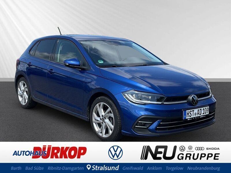 Blau Gebraucht 2024 VW Polo Style Limousine | 22.900 € (Fairer Preis) - Bild 1/4
