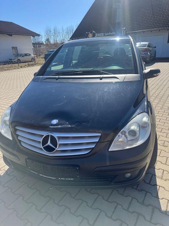 Gebraucht Mercedes B180 109 PS (80 kW) 2005 Schwarz Van / Kleinbus