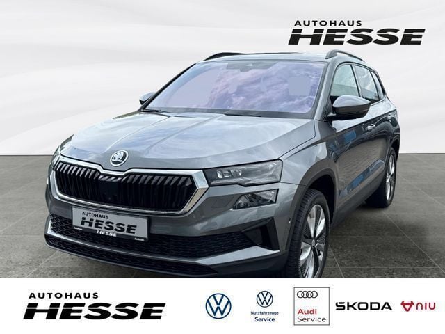 Graphitegrau met. Gebraucht 2022 Skoda Karoq Style SUV | 27.430 € (Guter Preis) - Bild 1/4