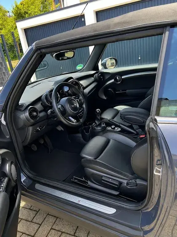 Gebraucht Mini Cooper S Cabriolet 192 PS (141 kW) 2016 Grau Cabrio