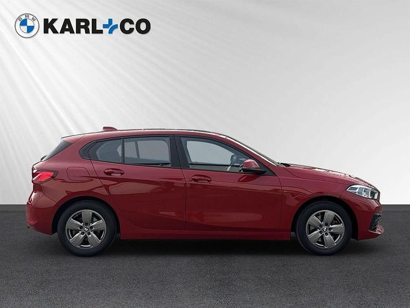 Gebraucht BMW 118 Advantage 150 PS (110 kW) 2022 Rot Kleinwagen