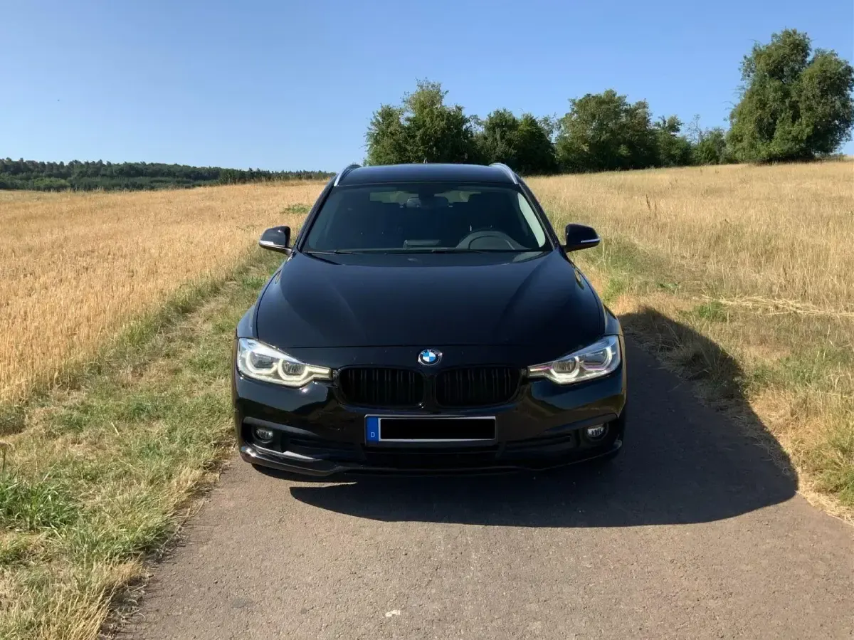 Gebraucht BMW 316 Sport Line 116 PS (85 kW) 2018 Schwarz Kombi