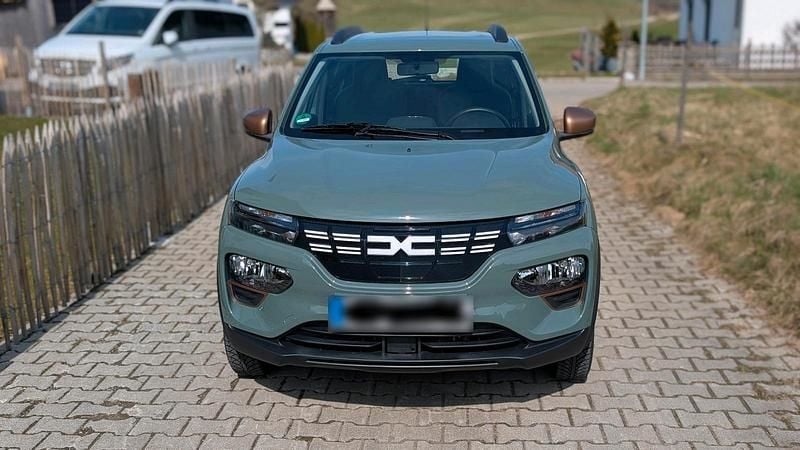 Gebraucht Dacia Spring Extreme 47 kW (65 PS) 2024 Grün Kleinwagen