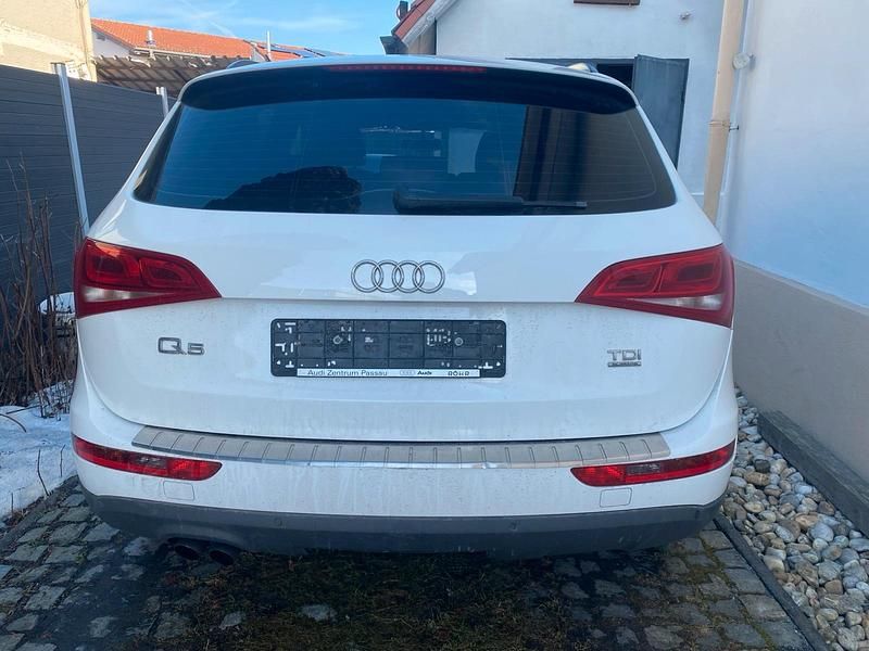 Gebraucht Audi Q5 170 PS (125 kW) 2011 Weiß SUV