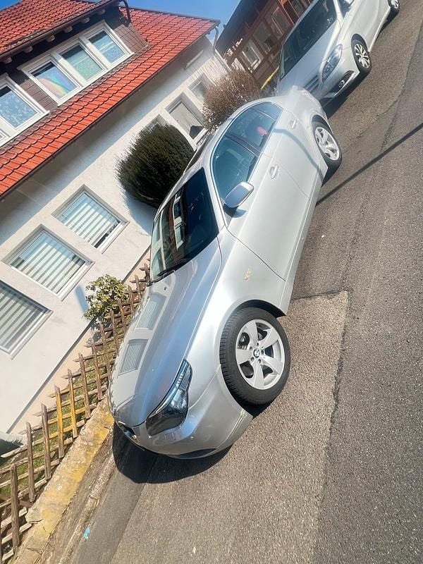 Gebraucht BMW 520 170 PS (125 kW) 2005 Silber Limousine