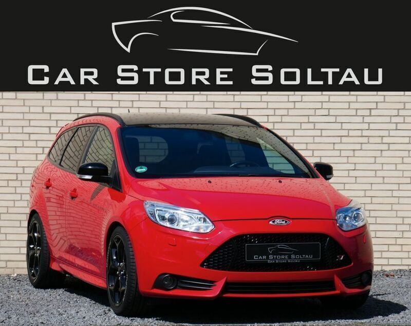 Rot Gebraucht 2012 Ford Focus ST Limousine | 9.490 € (Fairer Preis) - Bild 1/4