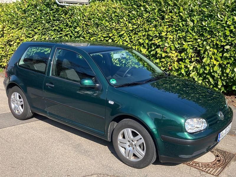 Gebraucht VW Golf IV Edition 75 PS (55 kW) 2001 Grün Limousine