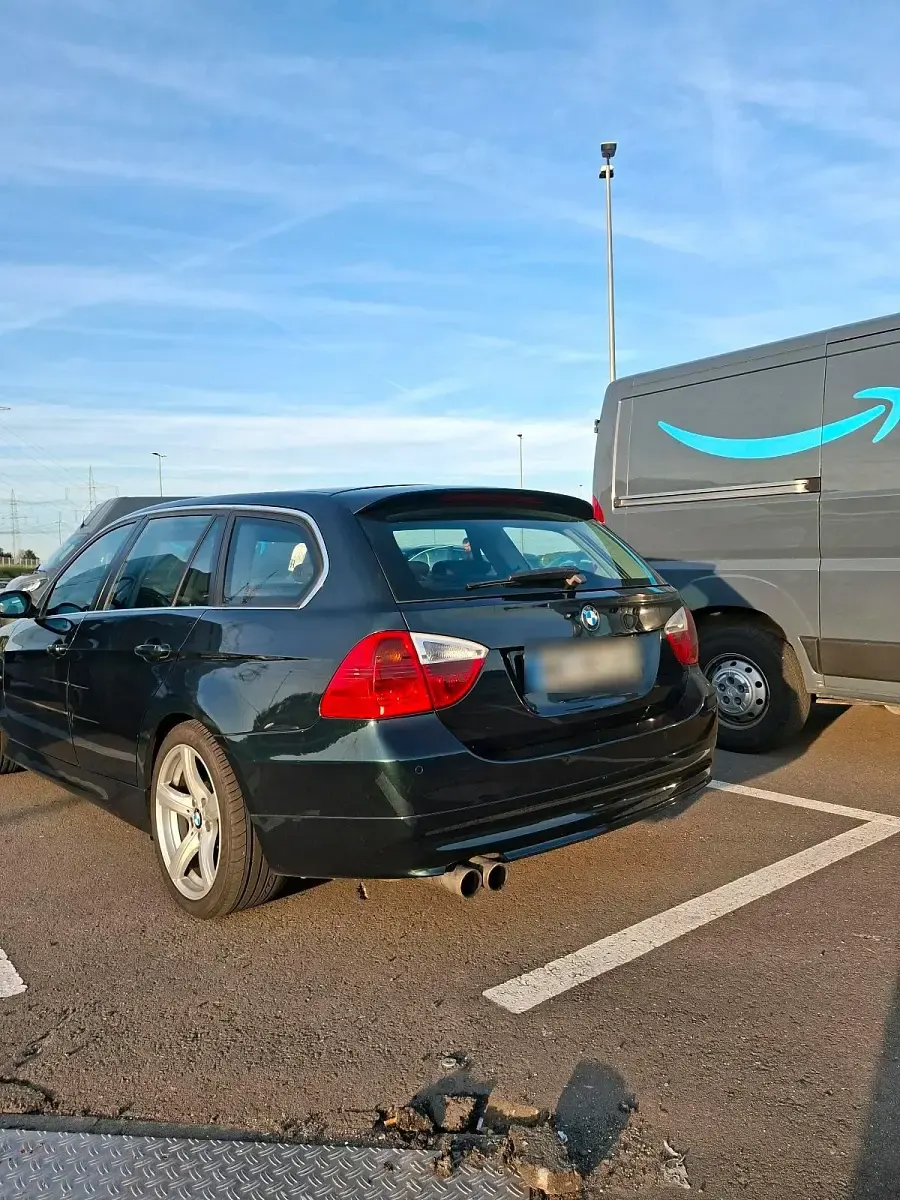 Gebraucht BMW 330 290 PS (213 kW) 2006 Grün Kombi