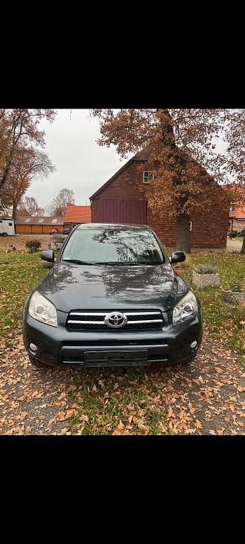 Grau Gebraucht 2008 Toyota RAV4 Sol SUV | 3.900 € (Superpreis) - Bild 1/4