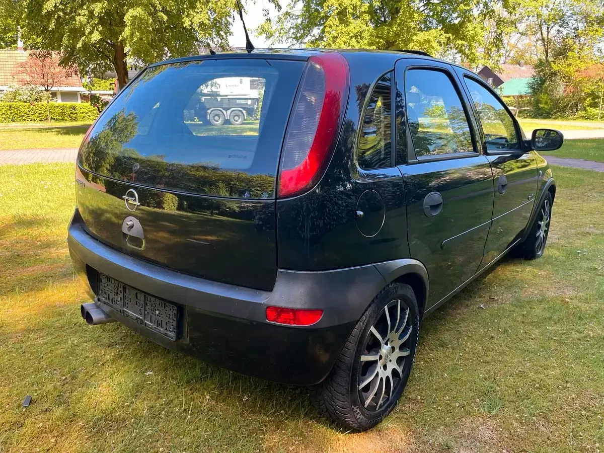 Gebraucht Opel Corsa 60 PS (44 kW) 2004 Schwarz Kleinwagen