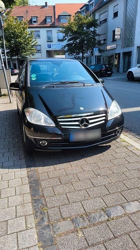 Gebraucht Mercedes A150 Elegance 95 PS (69 kW) 2009 Schwarz Kleinwagen