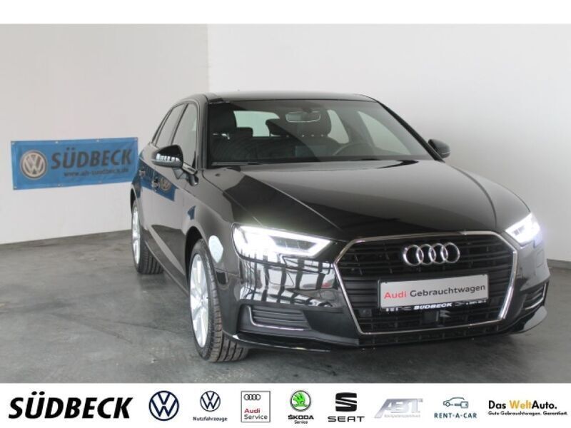 Mythosschwarz (metallic) Gebraucht 2017 Audi A3 Design Limousine | 21.880 € (Teuer) - Bild 1/4