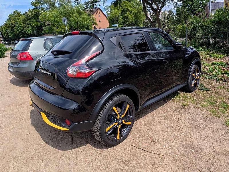 Schwarz Gebraucht 2015 Nissan Juke Tekna SUV | 11.000 € (Etwas zu teuer) - Bild 1/4