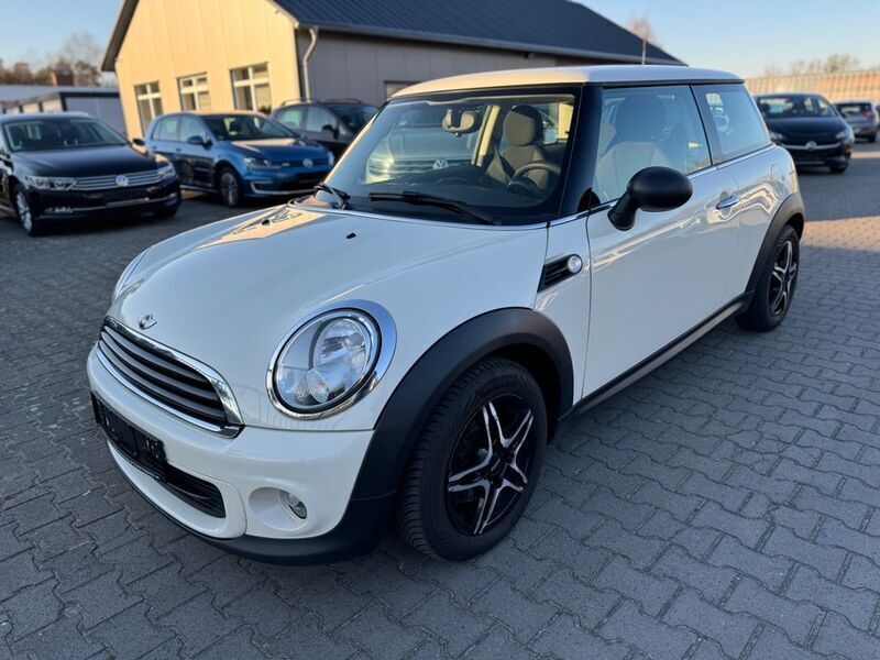 Weiß Gebraucht 2012 Mini ONE Kleinwagen | 5.200 € (Etwas zu teuer) - Bild 1/4