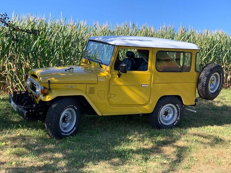 Gelb Gebraucht 1978 Toyota Land Cruiser SUV | 32.500 € - Bild 1/4