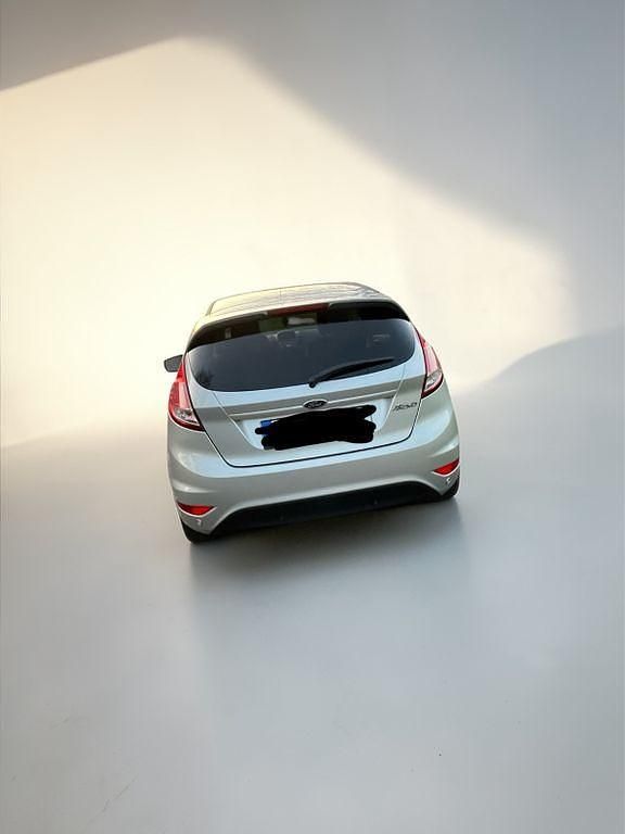 Gebraucht Ford Fiesta SYNC Edition 95 PS (69 kW) 2013 Grau Kleinwagen