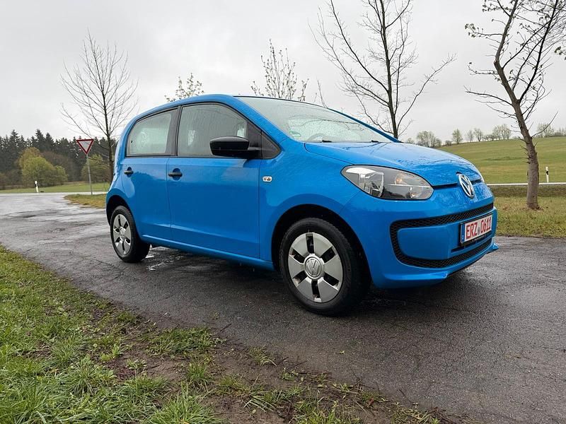 Second-hand VW up! 60 CP (44 kW) 2015 Albastru Hatchback