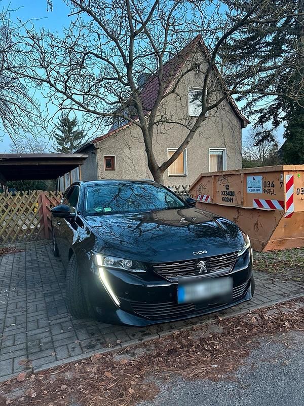 Gebraucht Peugeot 508 135 PS (99 kW) 2019 Schwarz Kombi