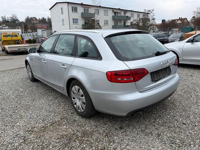 Gebraucht Audi A4 Attraction 143 PS (105 kW) 2010 Silber Kombi