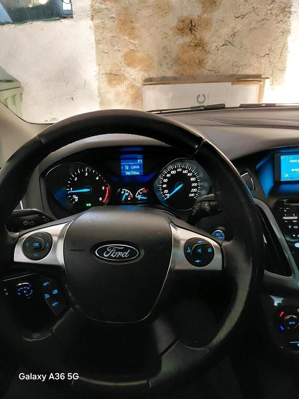 Gebraucht Ford Focus Titanium 116 PS (85 kW) 2013 Limousine