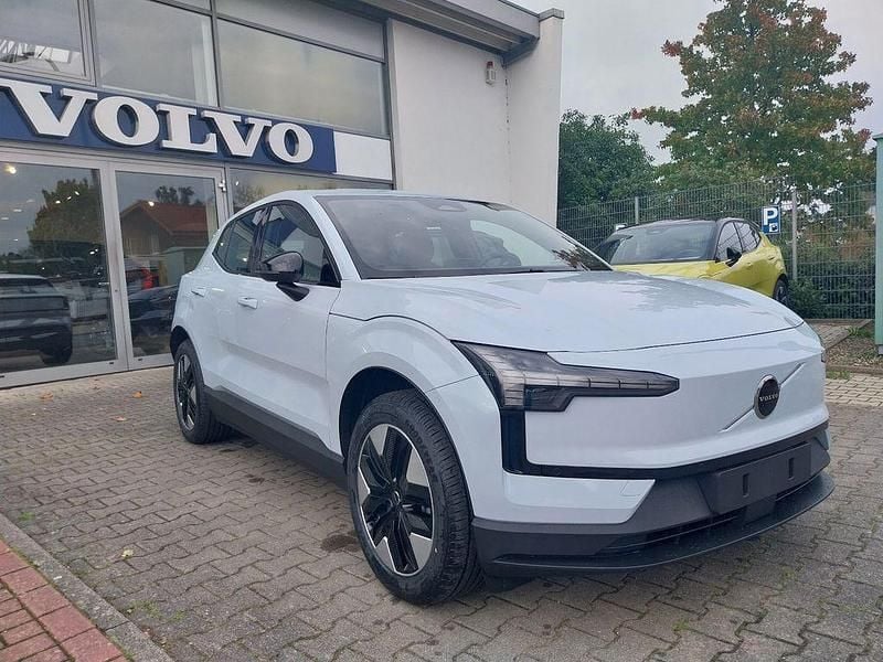 Blau Neu 2025 Volvo EX30 Core SUV | 37.500 € (Guter Preis) - Bild 1/4