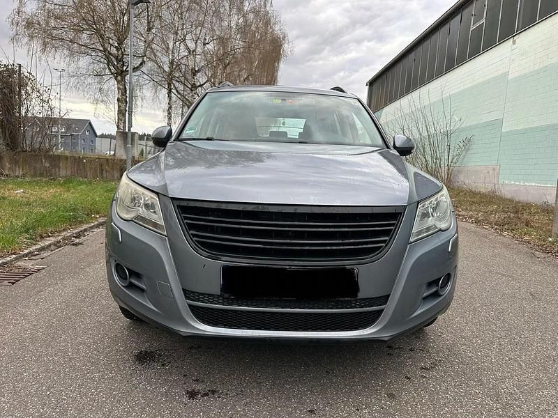 Gebraucht VW Tiguan 170 PS (125 kW) 2009 Grau SUV
