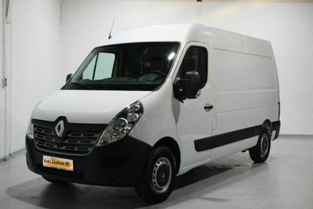 Second-hand Renault Master 125 CP (91 kW) 2018 Alb Van