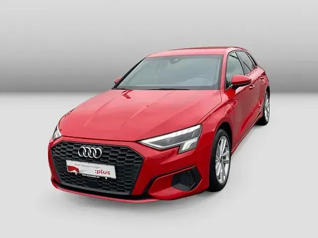 Usata Audi A3 Sportback e-tron Ambiente 204 CV (150 kW) 2022 Rosso Utilitaria