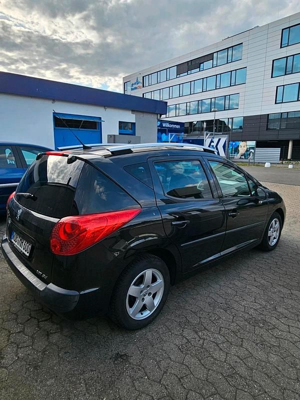 Gebraucht 2009 Peugeot 207 Kombi | 2.799 € (Etwas zu teuer) - Bild 1/4