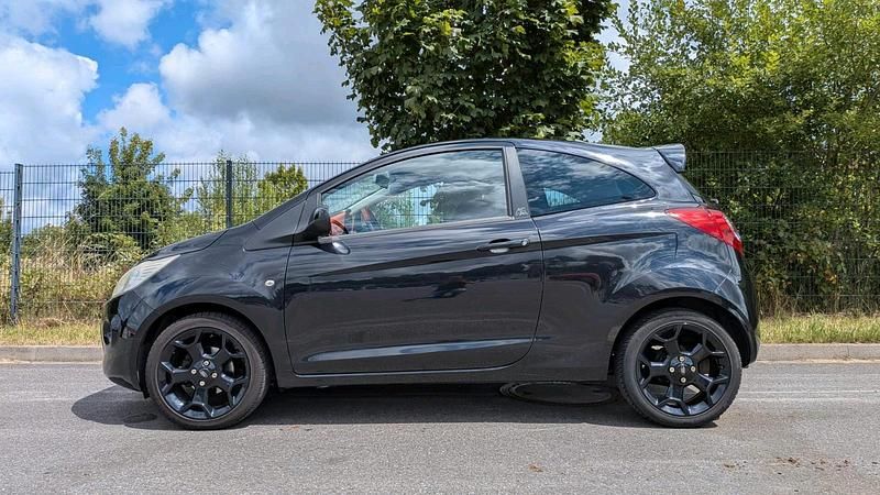 Second-hand Ford Ka 69 CP (50 kW) 2012 Negru Hatchback