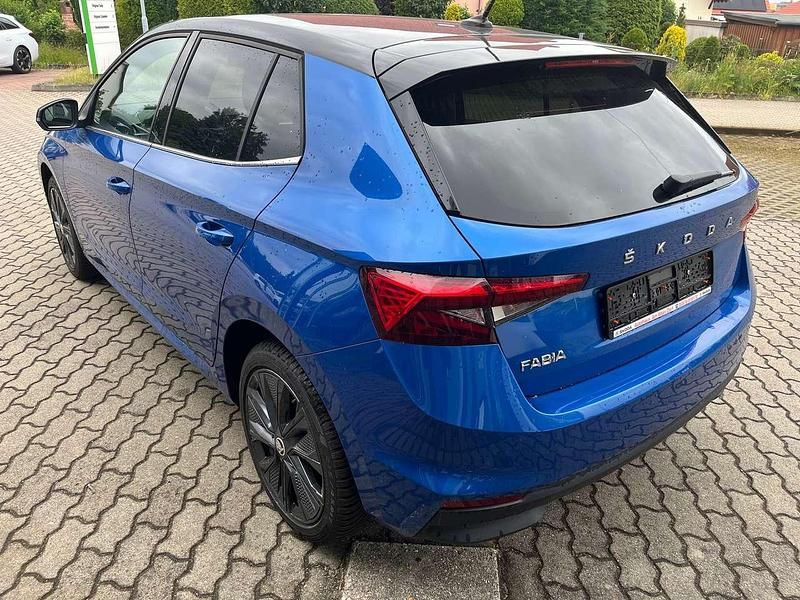 Gebraucht Skoda Fabia Style 110 PS (80 kW) 2024 Raceblau metallic Kleinwagen