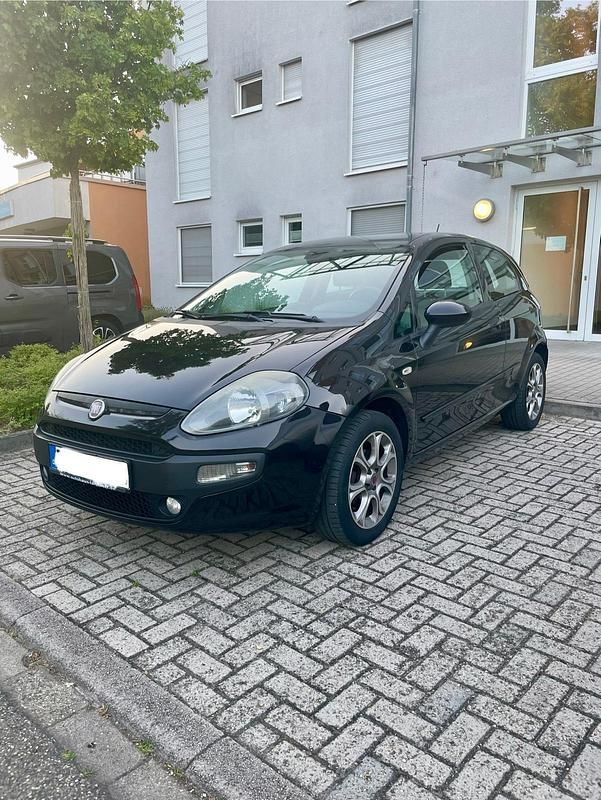 Schwarz Gebraucht 2010 Fiat Punto Evo Racing Kleinwagen | 1.200 € (Guter Preis) - Bild 1/4