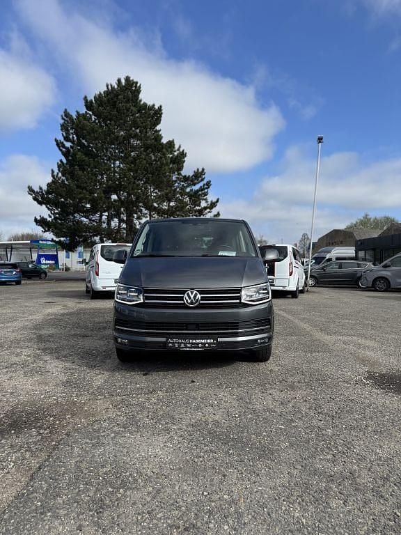 Second-hand VW Multivan Generation Six 204 CP (150 kW) 2017 Gri Monovolum