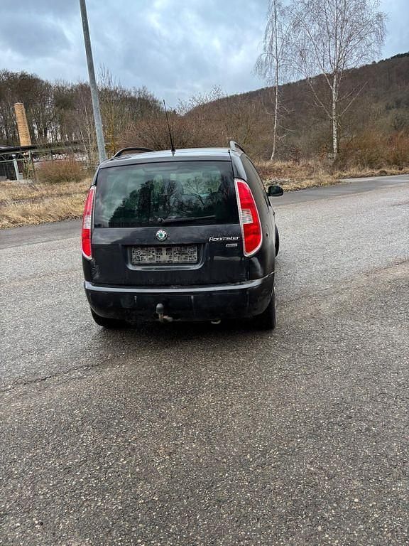 Gebraucht Skoda Roomster 86 PS (63 kW) 2012 Schwarz Van / Kleinbus