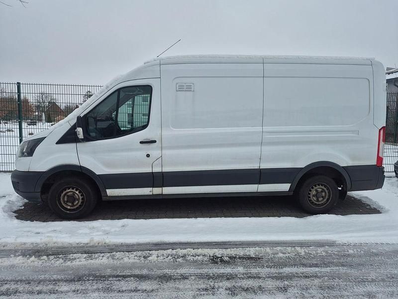 Gebraucht Ford Transit Trend 170 PS (125 kW) 2019 Frostweiß Limousine