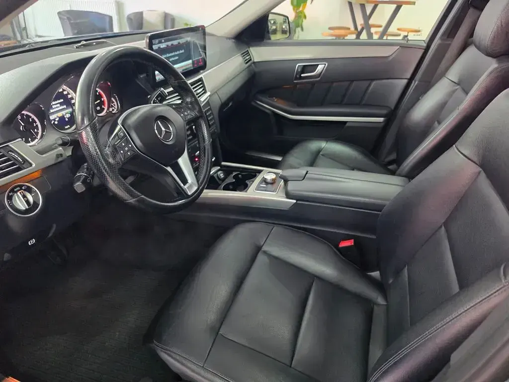 Second-hand Mercedes E250 204 CP (150 kW) 2013 Negru Break
