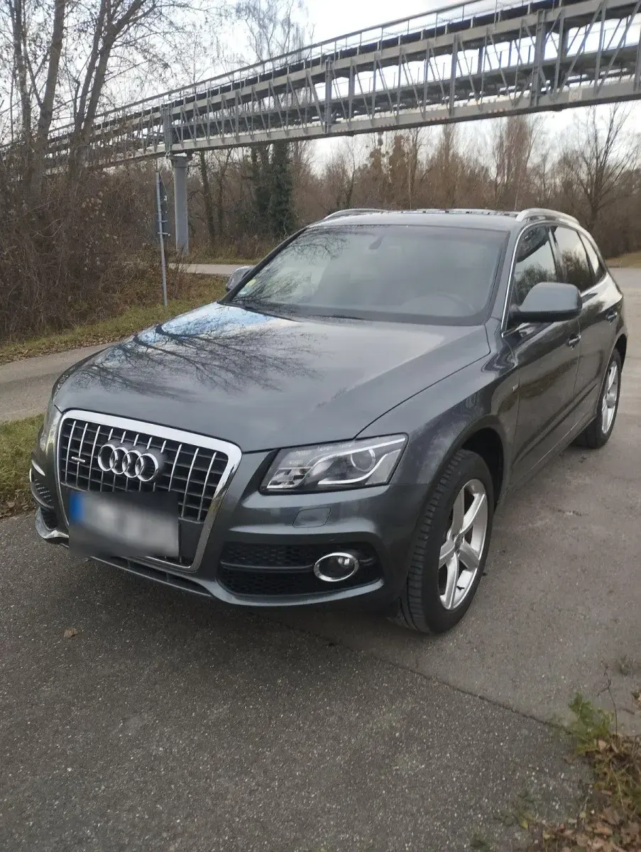 Gebraucht Audi Q5 175 PS (128 kW) 2012 Grau SUV