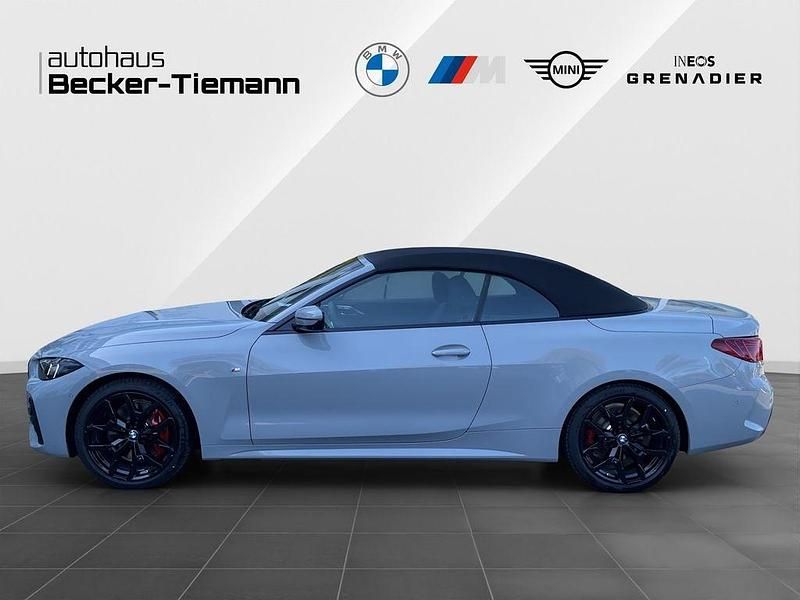 Neu BMW 420 Exclusive 184 PS (135 kW) 2025 Grau Cabrio