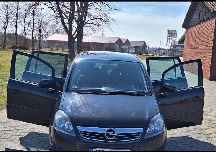 Gebraucht 2010 Opel Zafira Van / Kleinbus | 2.400 € (Fairer Preis) - Bild 1/4