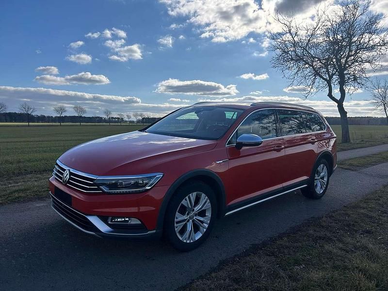 Gebraucht VW Passat Alltrack 220 PS (161 kW) 2016 Orange Kombi