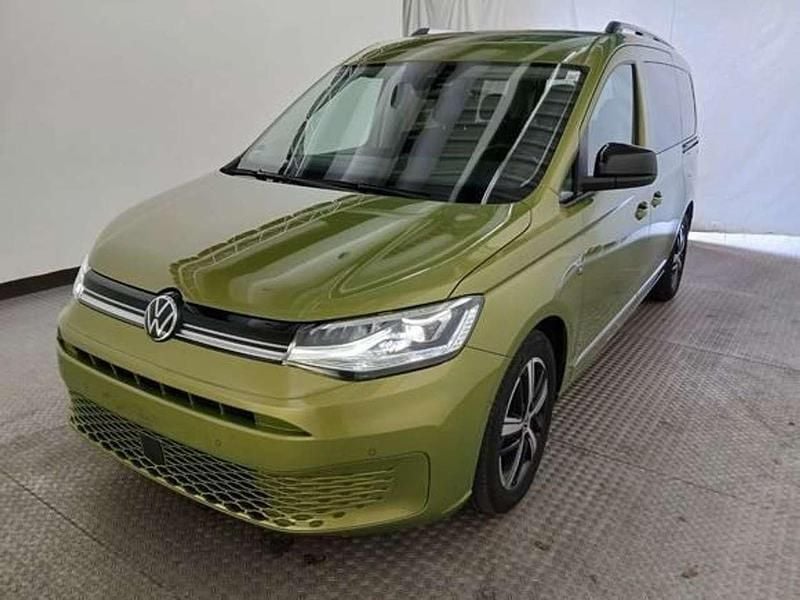 Gebraucht VW Caddy Maxi Style 122 PS (89 kW) 2022 Grün Van / Kleinbus