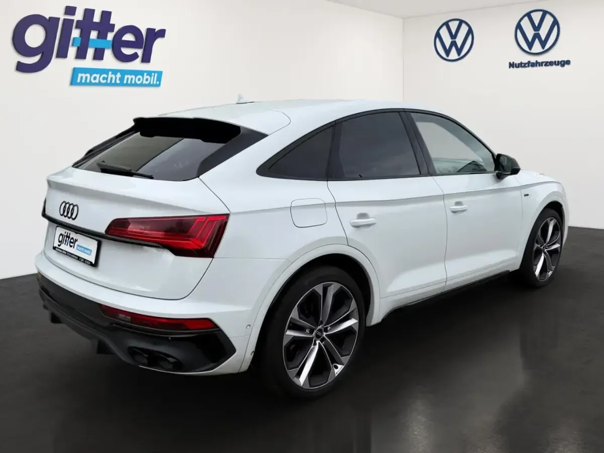 Second-hand Audi SQ5 Sportback Ambiente 341 CP (250 kW) 2023 SUV