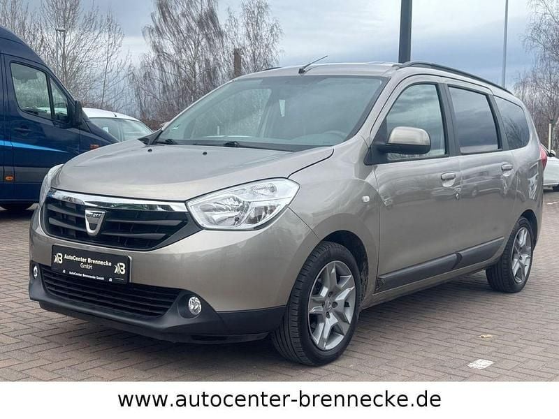 Gebraucht Dacia Lodgy Lauréate 83 PS (61 kW) 2015 Braun Van / Kleinbus